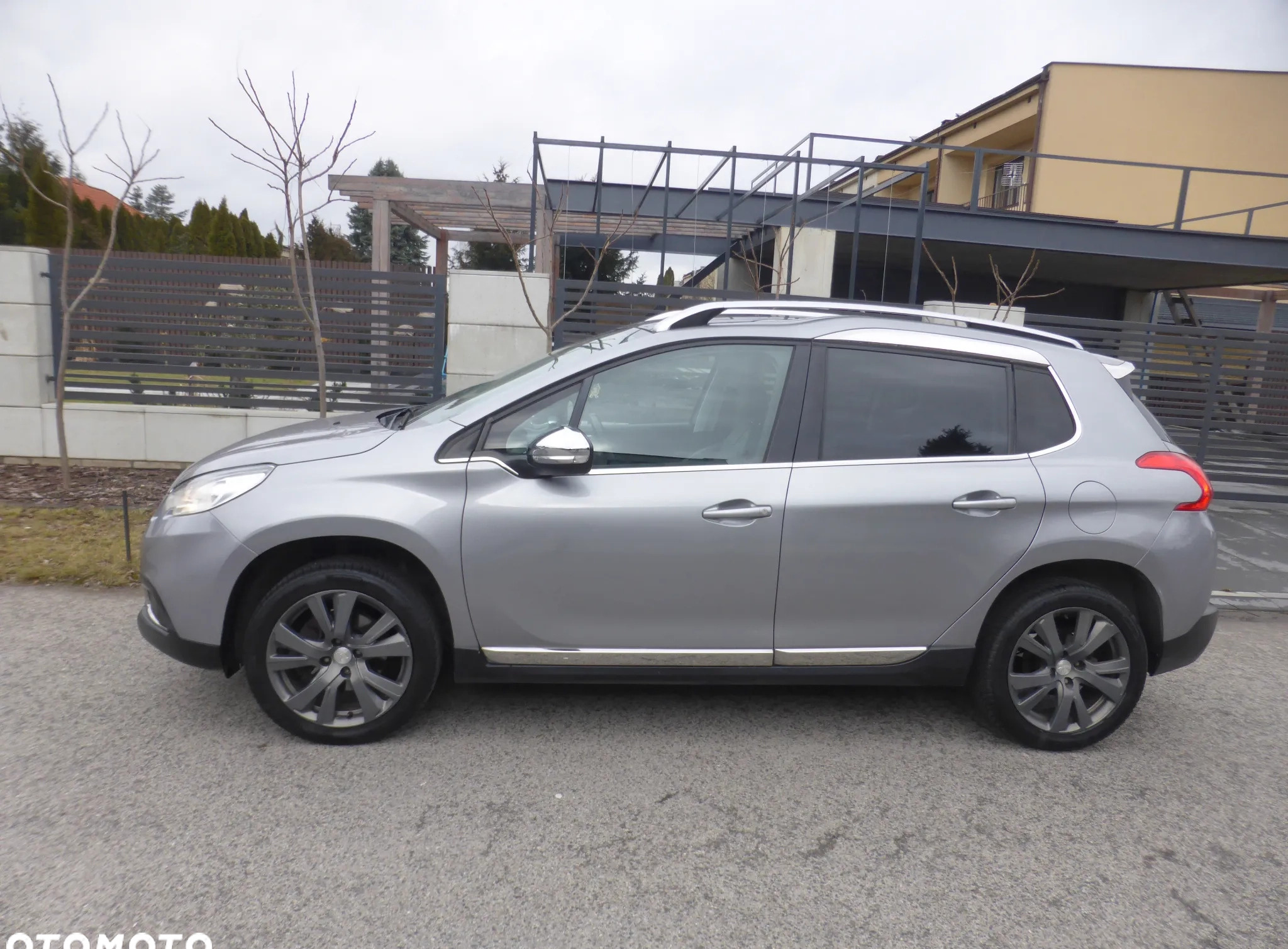 Peugeot 2008 cena 31900 przebieg: 186000, rok produkcji 2013 z Radom małe 277